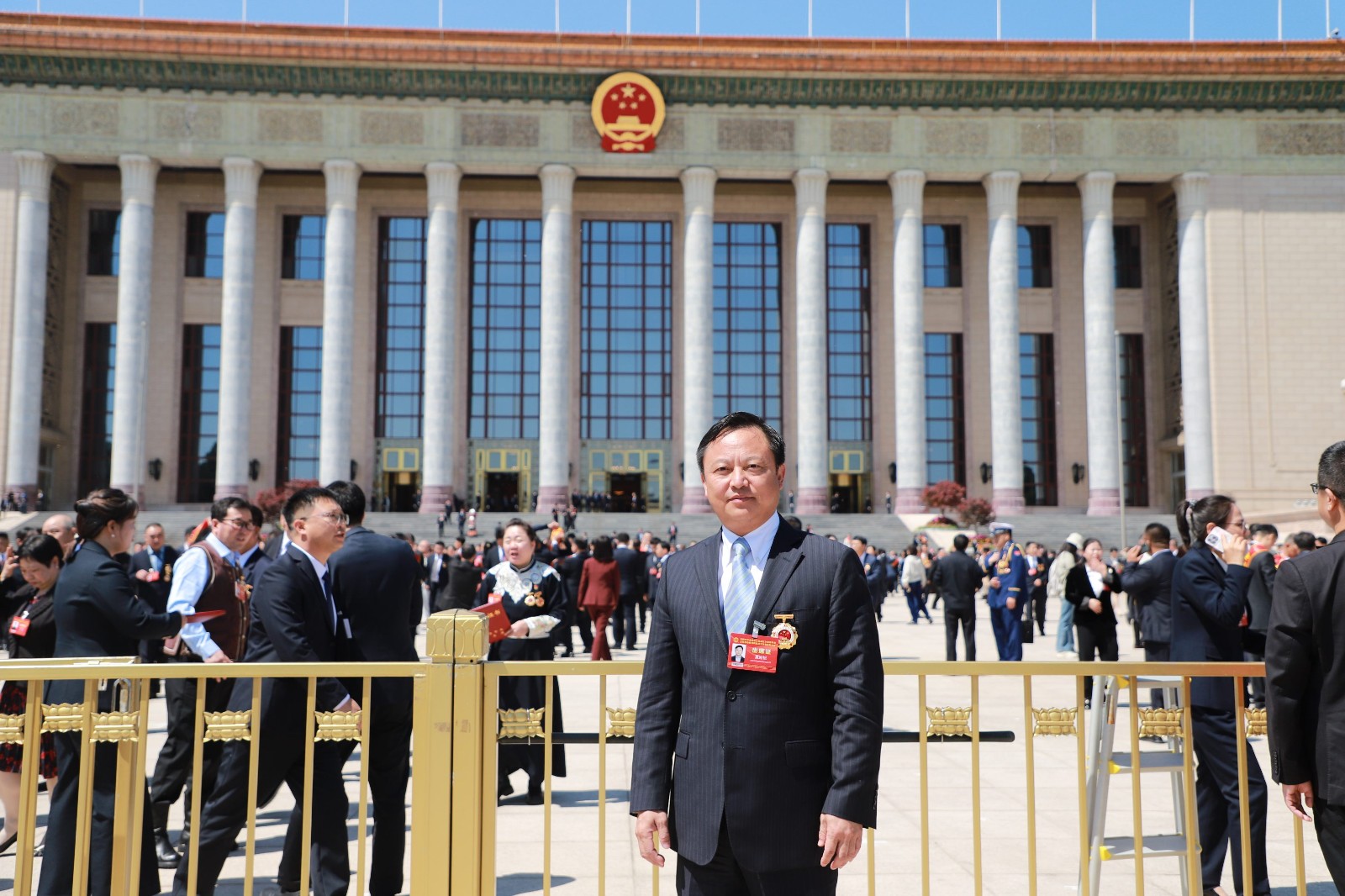 夏迎松董事长荣获“全国劳动模范”称号 735